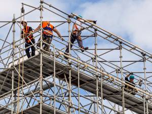 Construction Scaffold Workers