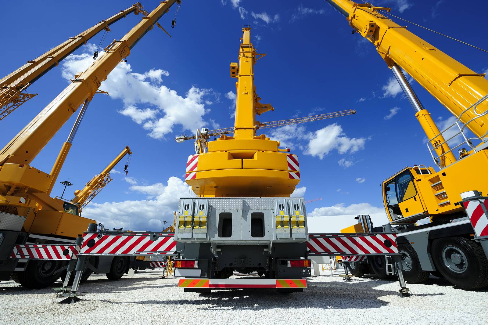 Black Boxes on Cranes